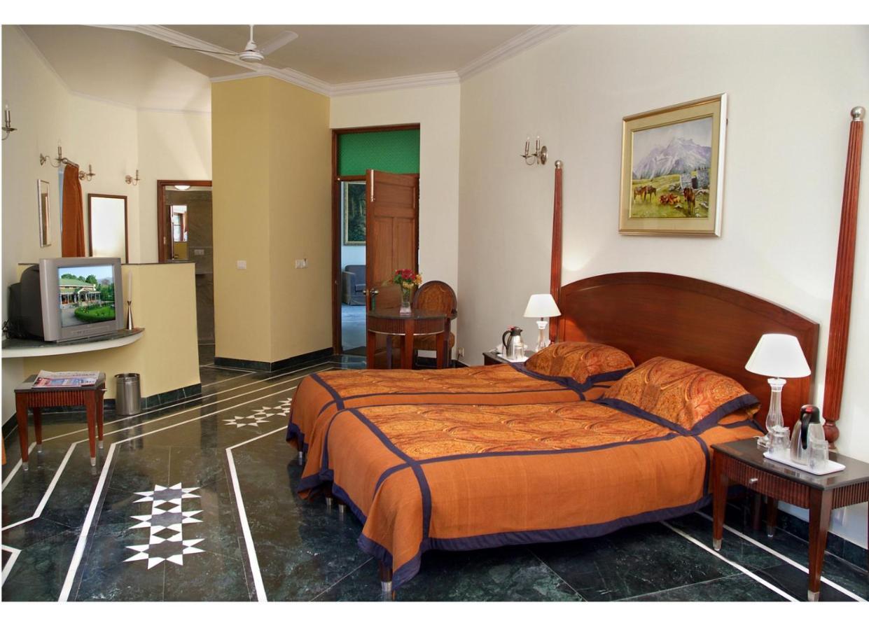Welcomheritage Taragarh Palace Palampur Exterior photo